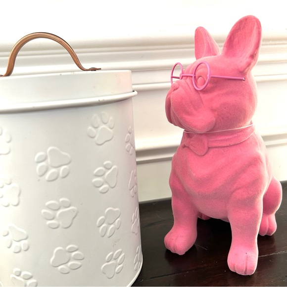 Valentine’s Flocked French 8" Bulldog Figurine In Pink 2024-Spritz Tabletop NEW - Picture 1 of 16